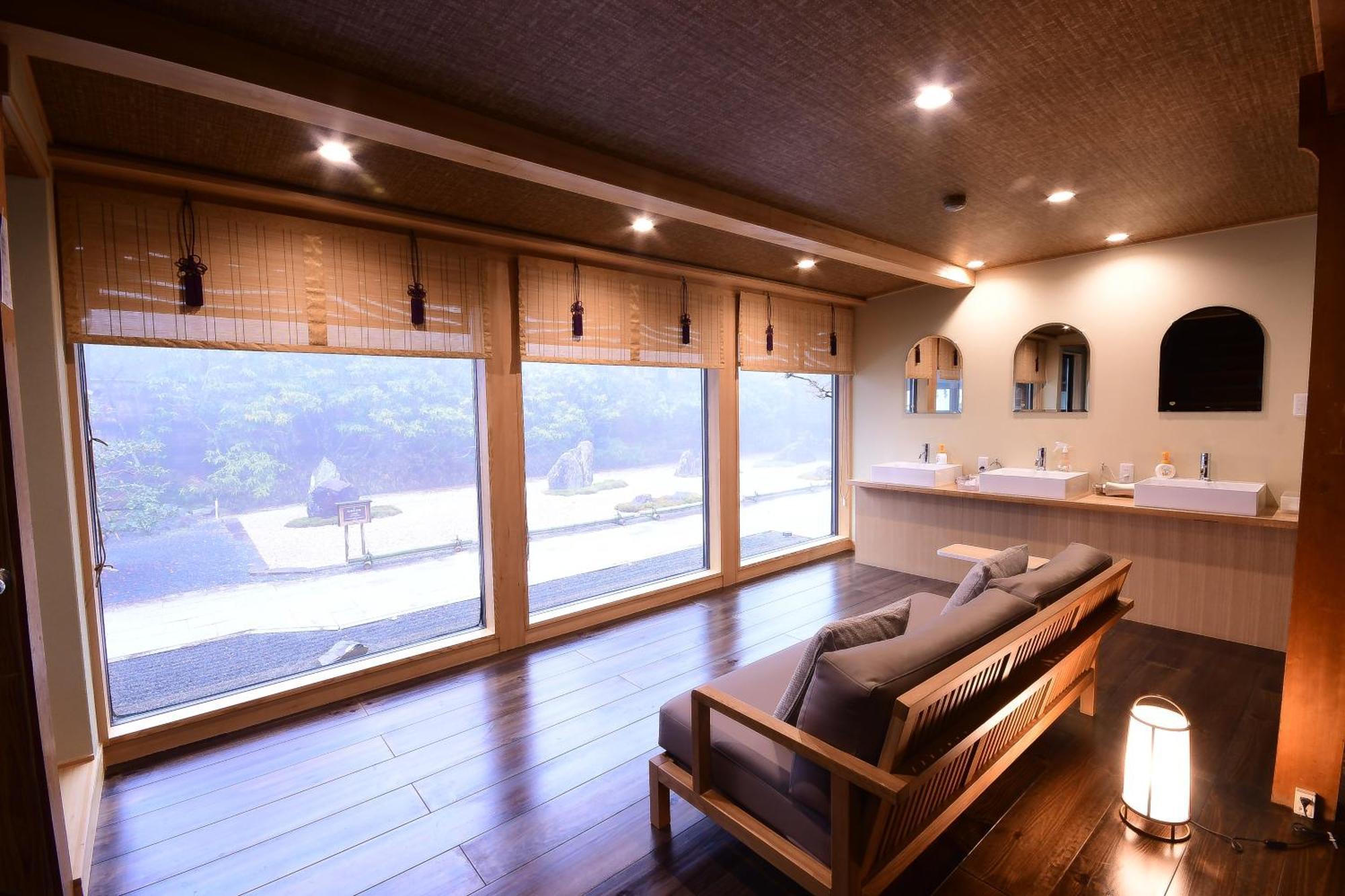 Koyasan Shukubo Yochiin Hotel Eksteriør billede