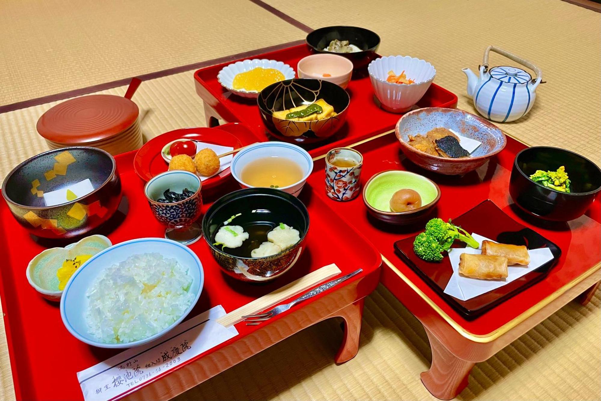 Koyasan Shukubo Yochiin Hotel Eksteriør billede