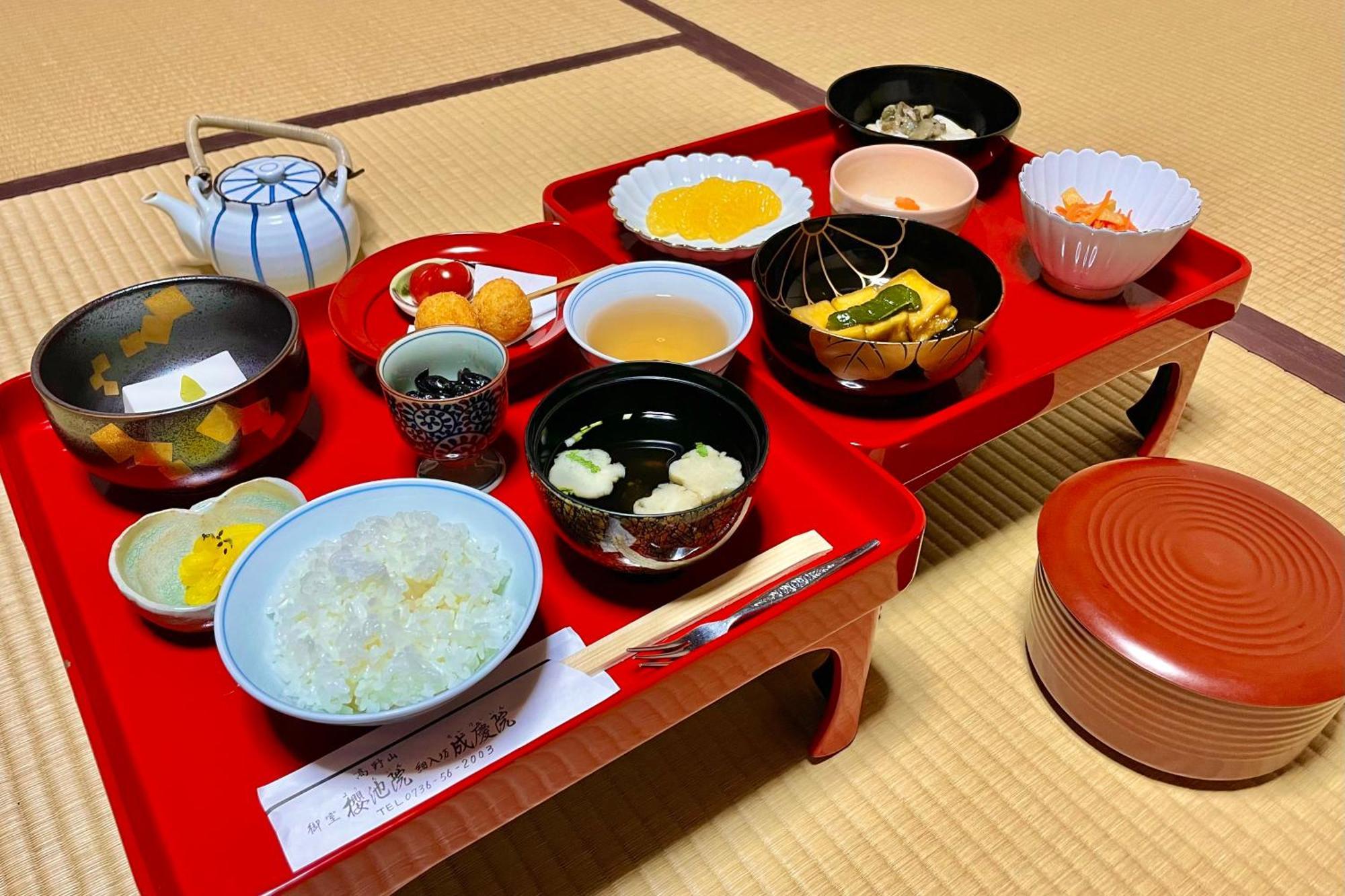 Koyasan Shukubo Yochiin Hotel Eksteriør billede